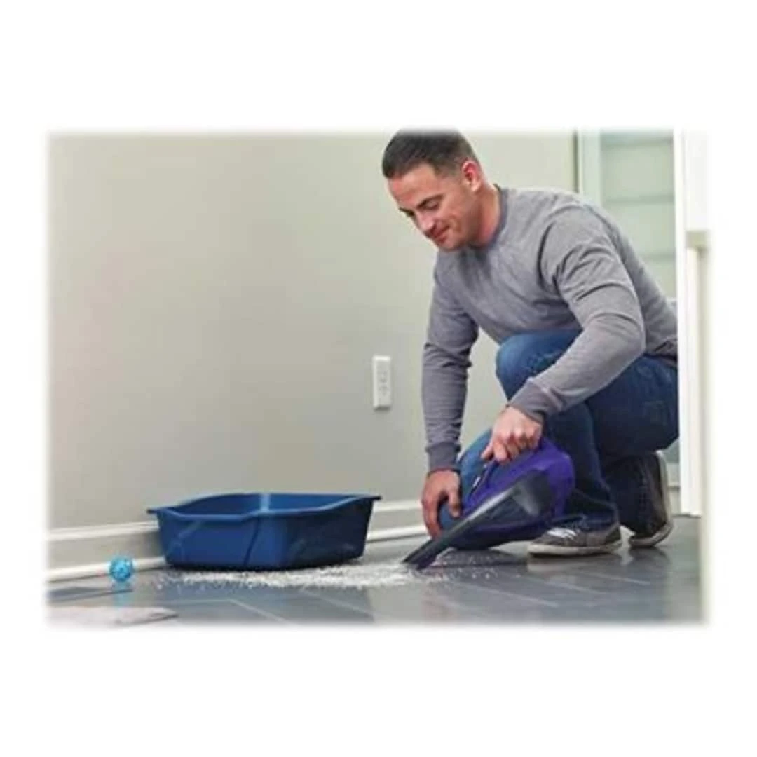 Black & Decker DustBuster Handheld Vacuum, Bagless, Purple (HLVA325JP07) 6 Black & Decker DustBuster Handheld Vacuum, Bagless, Purple (HLVA325JP07) - Image 4